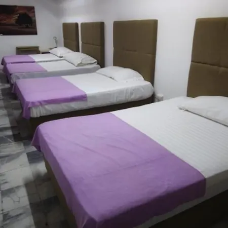 Boutique Basic Hotel